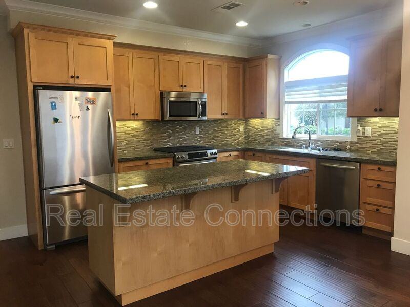 101 Denardi Ln - Photo 3 of 26