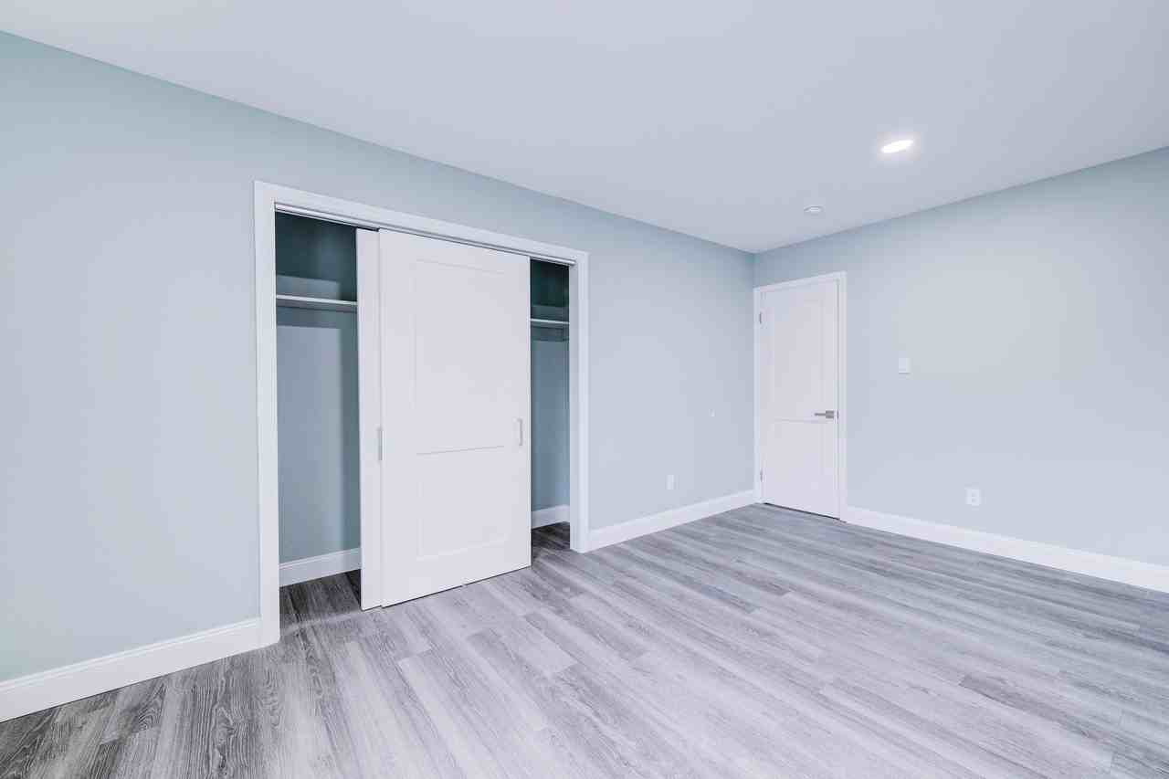 13 Bancker Ave #5 - Photo 7 of 18