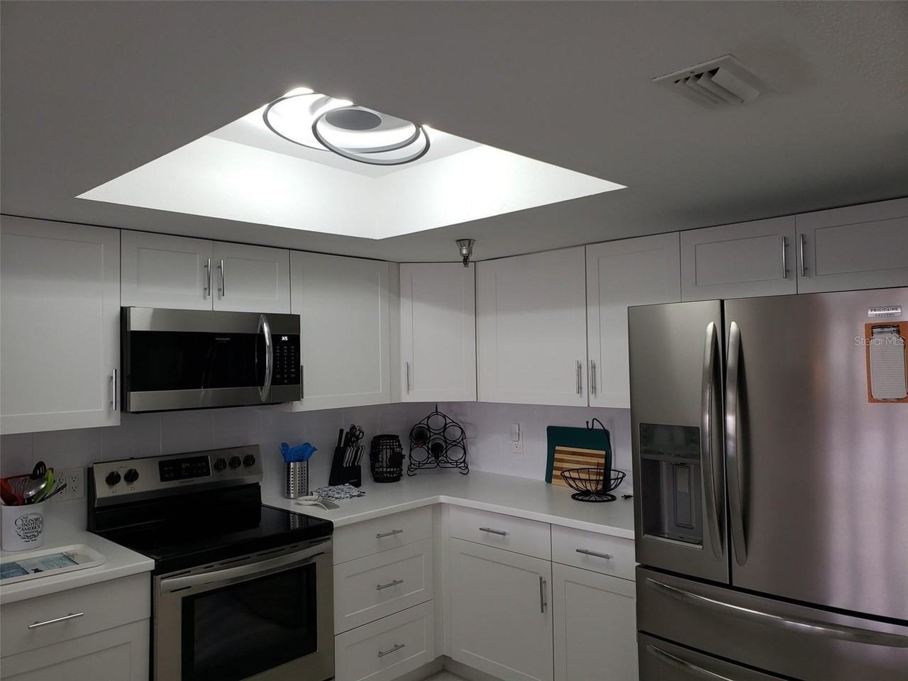 4510 El Conquistador Pkwy #207 - Photo 6 of 27