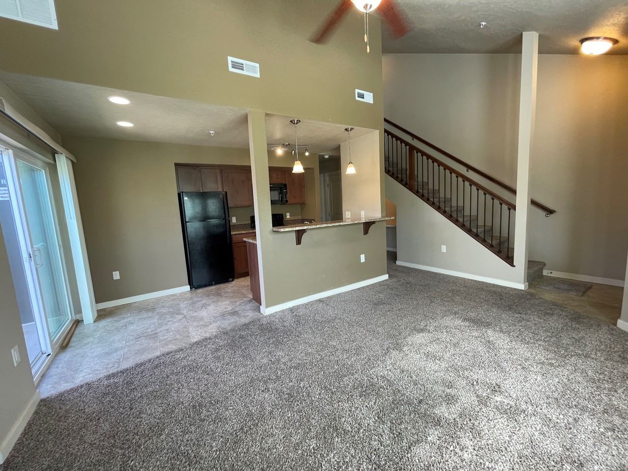 8940 W Shellie Ln - Photo 2 of 2