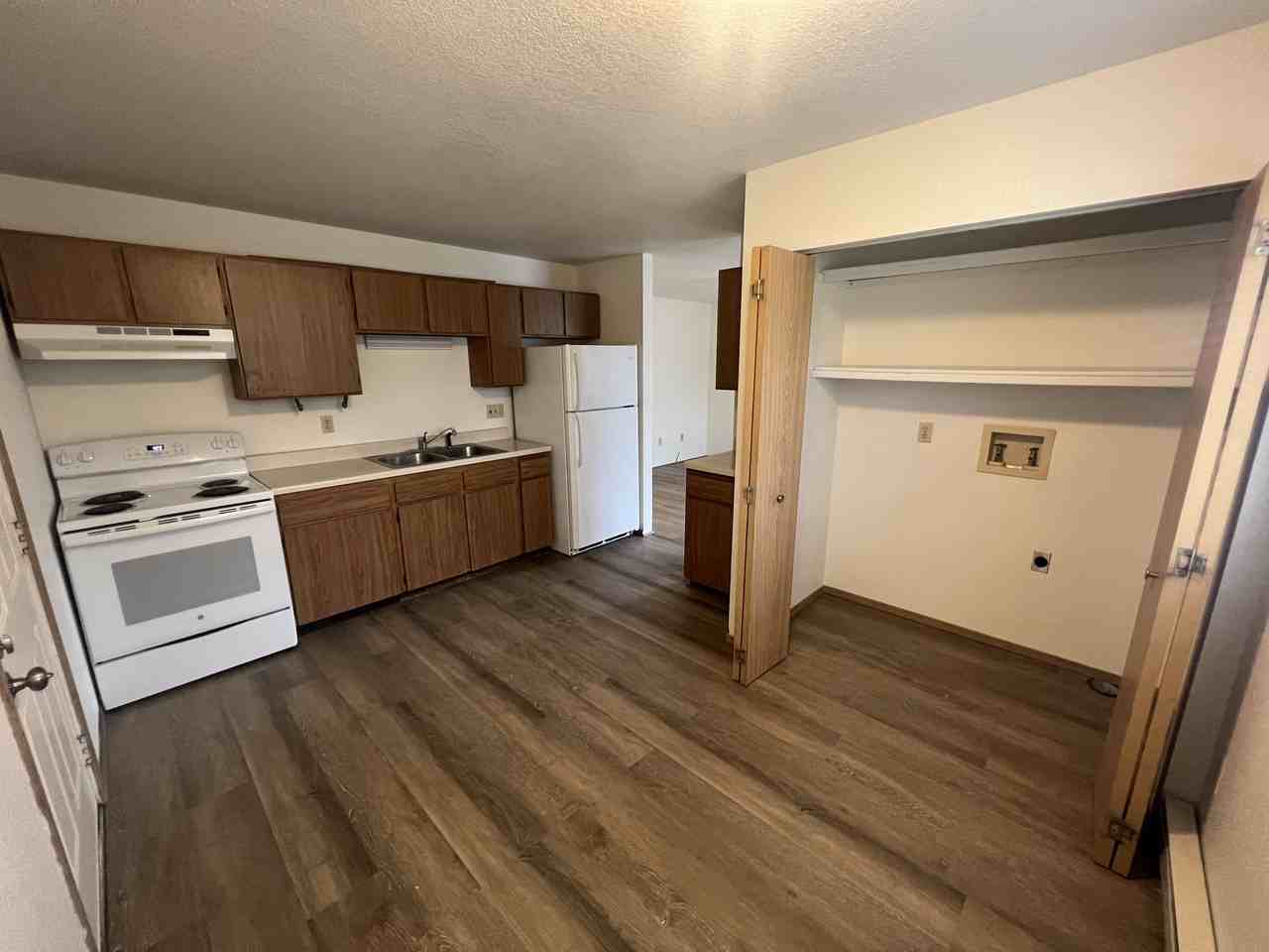1205 8th St W #A - Photo 3 of 21