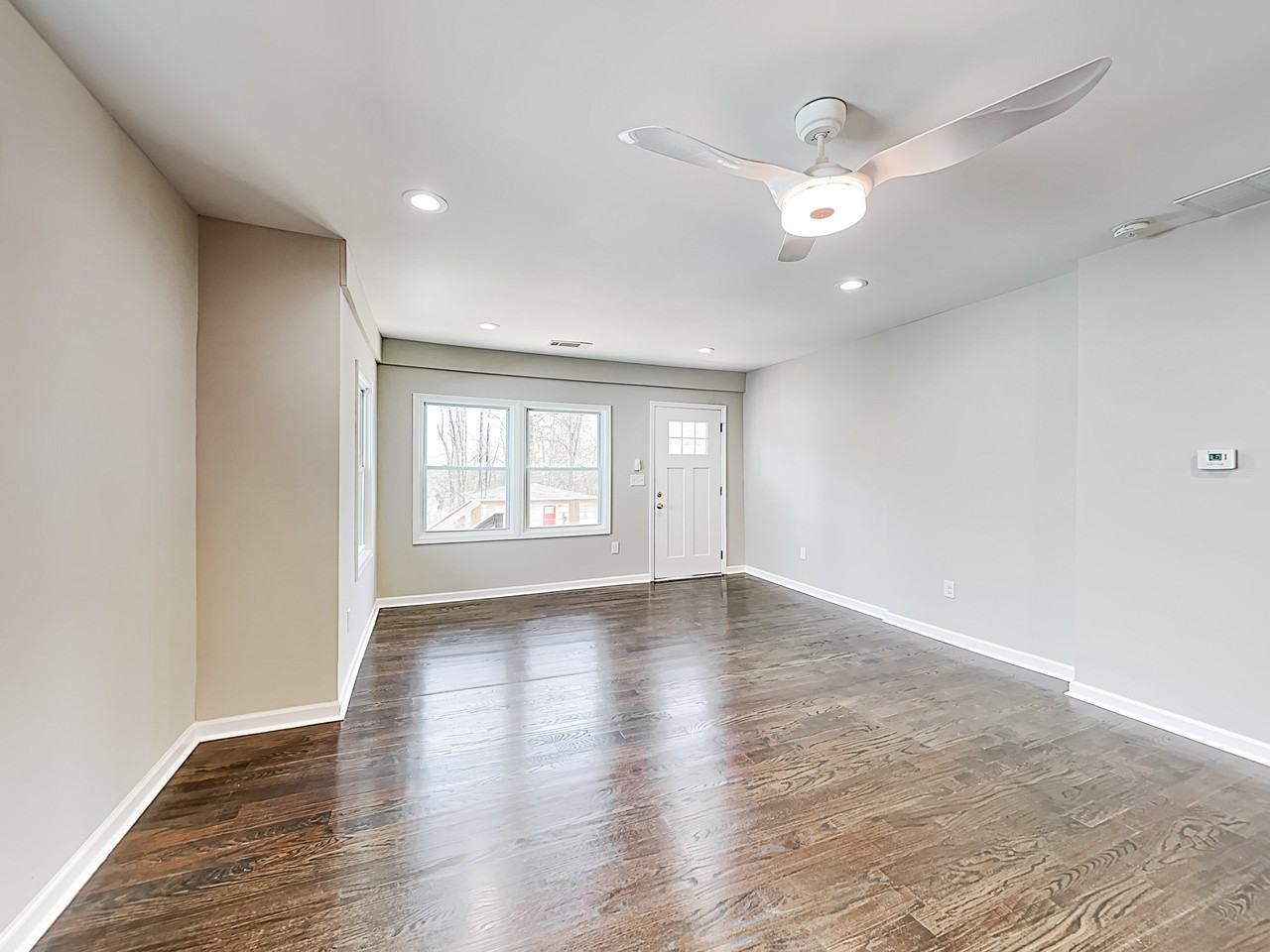 492 Elbridge Dr Nw - Photo 2 of 18