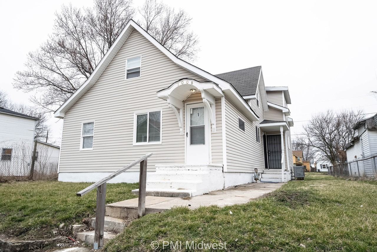 1008 W 1St St - Photo 2 of 21