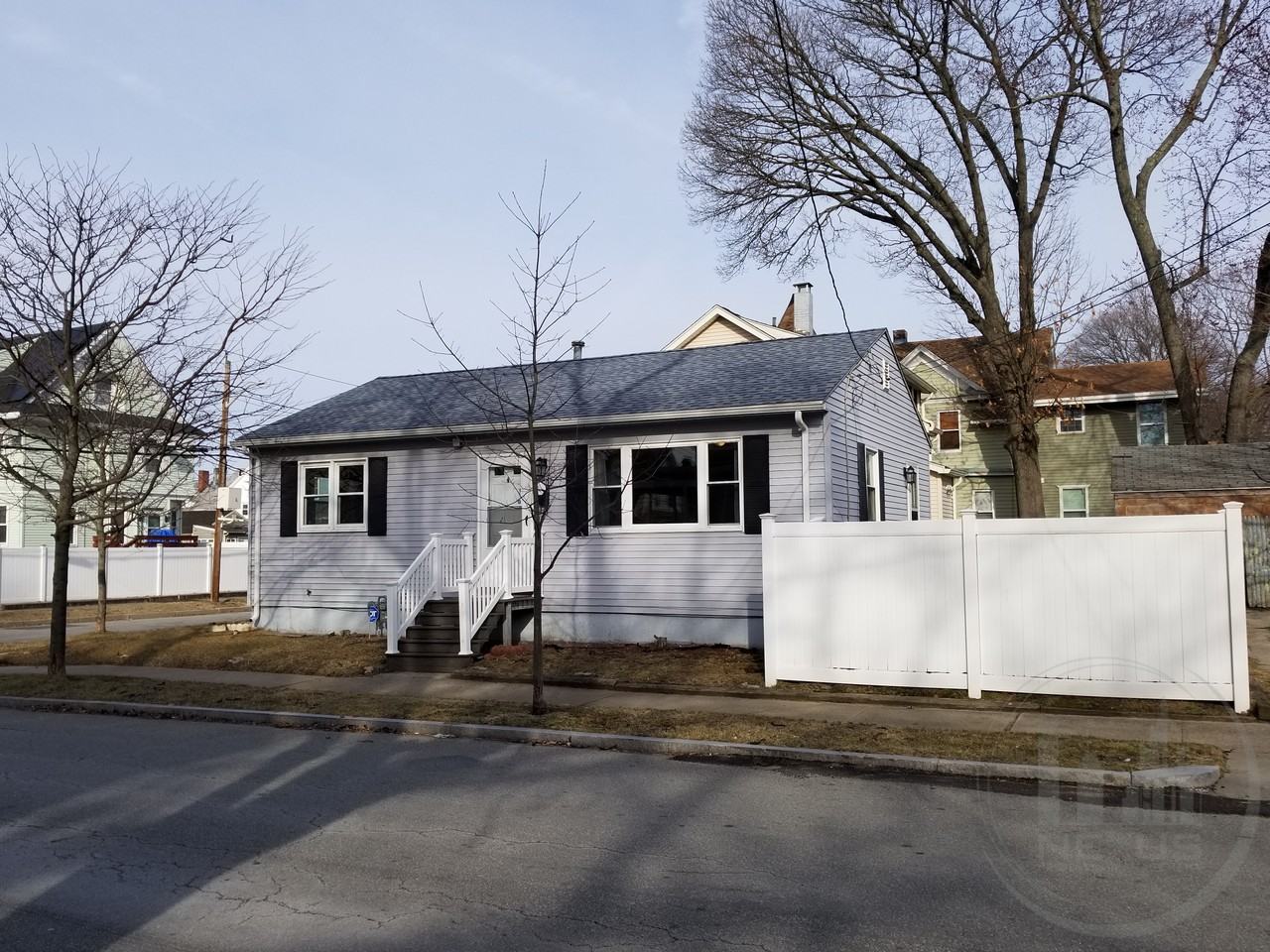 200 Virginia Ave - Photo 2 of 19