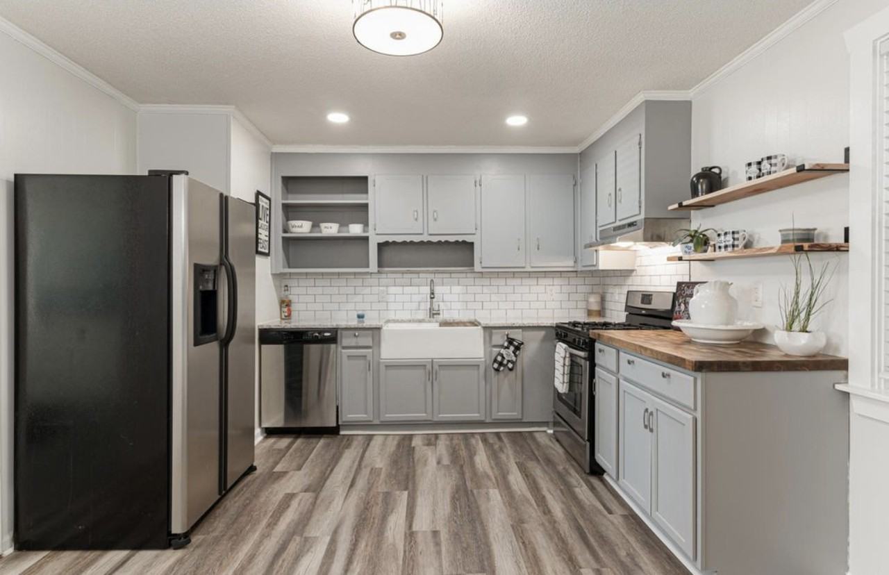 519 E Richardson Ave - Photo 6 of 13