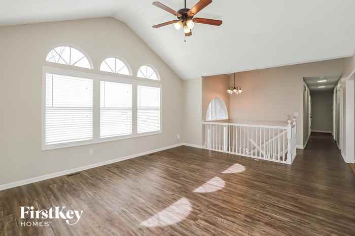 1308 Dogwood Dr - Photo 3 of 15