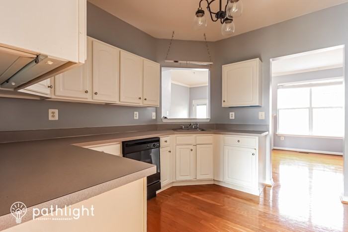 4148 Windsor Heights Pl - Photo 3 of 20