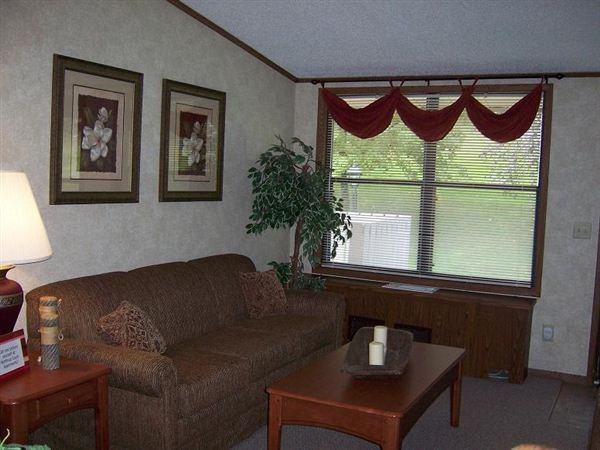 Woodbine Apartments - Photo 2 of 3