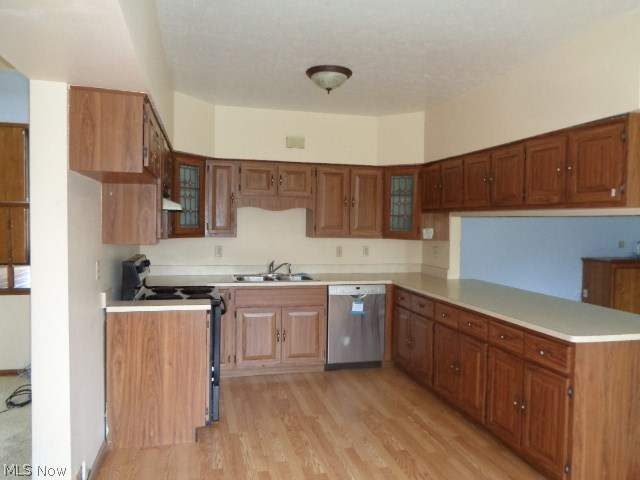10136 Fair Rd - Photo 2 of 37