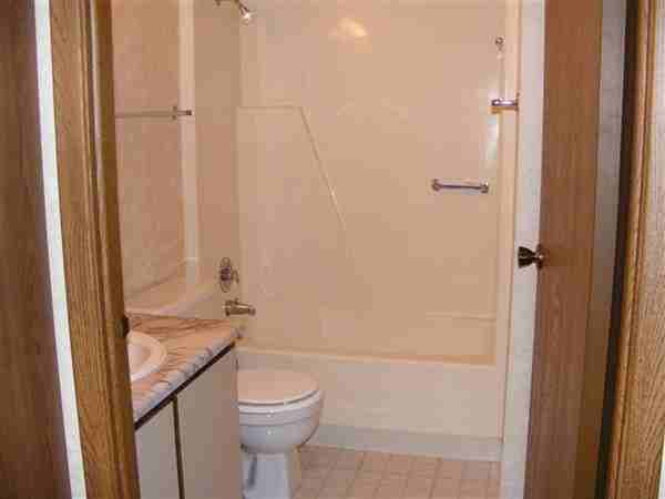 Parkville Apartments - Photo 3 of 7