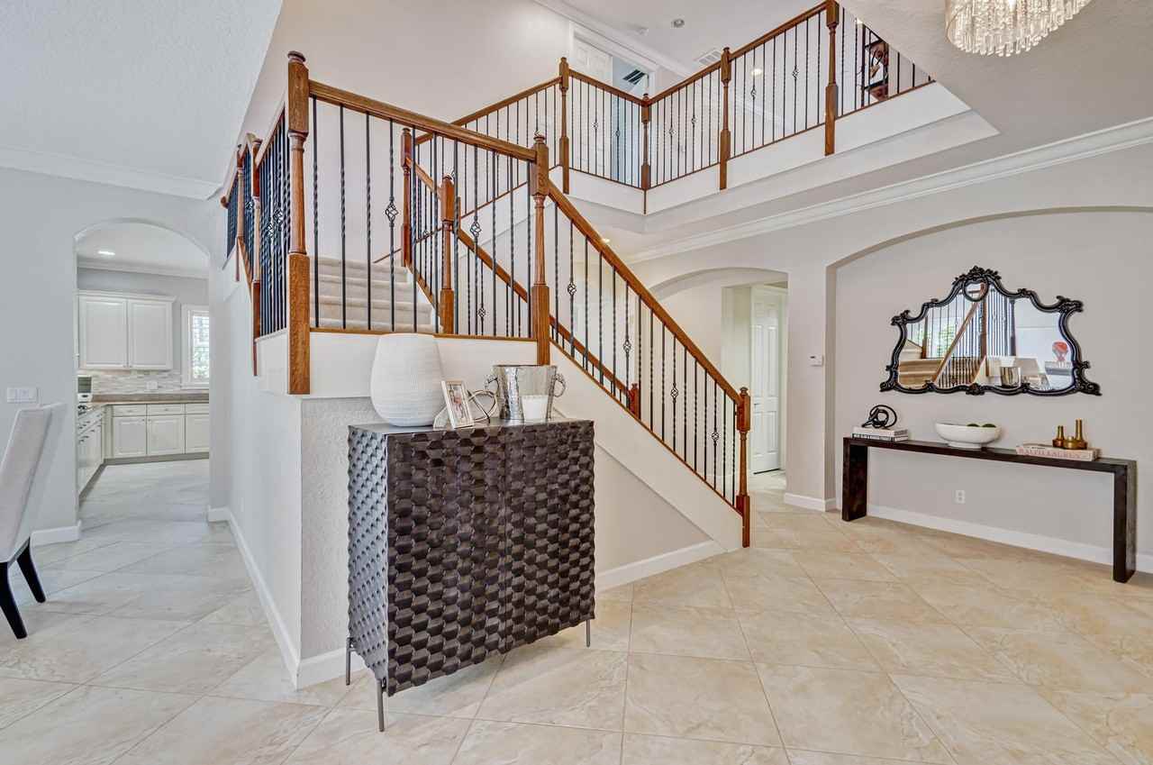 1117 Vintner Blvd - Photo 2 of 29