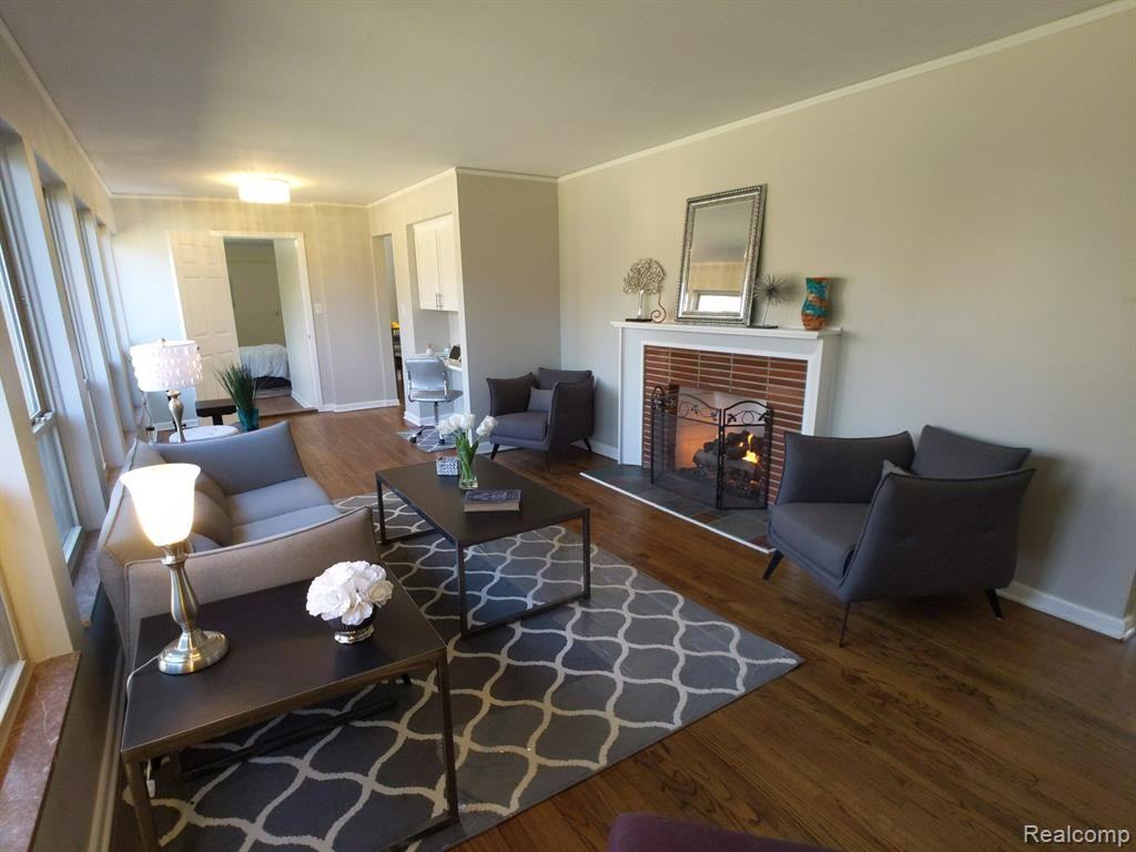 4960 Ranch Lane - Photo 2 of 14