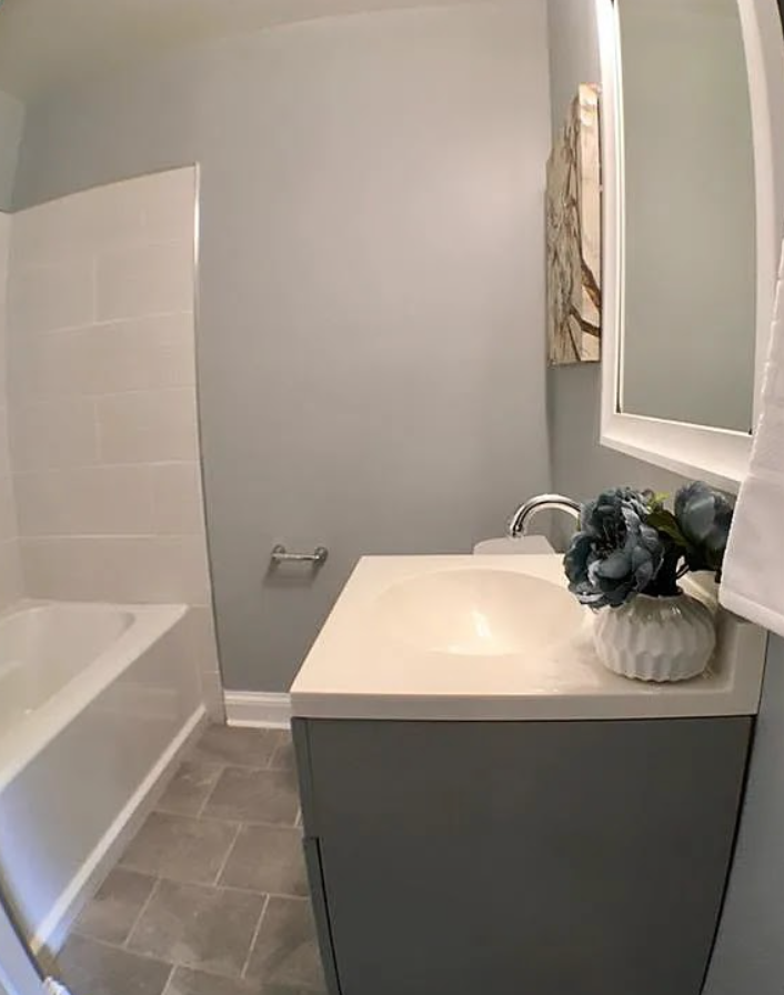 3228 Douglasdale Rd - Photo 2 of 15