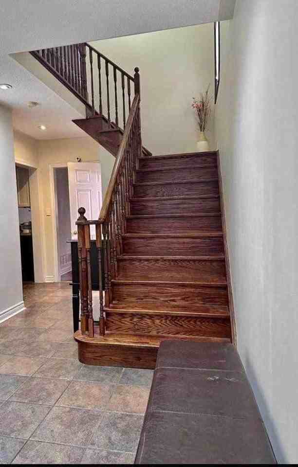 54 Pottery Place ## - Photo 2 of 6