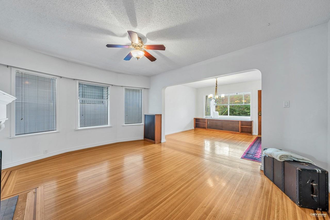 973 West 20th Avenue - Photo 6 of 23
