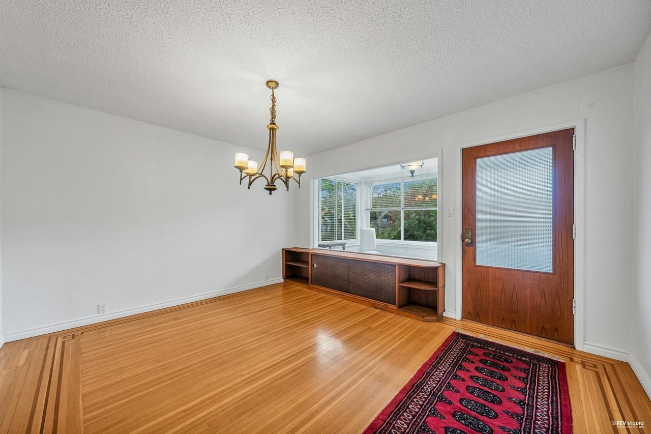 973 West 20th Avenue - Photo 7 of 23