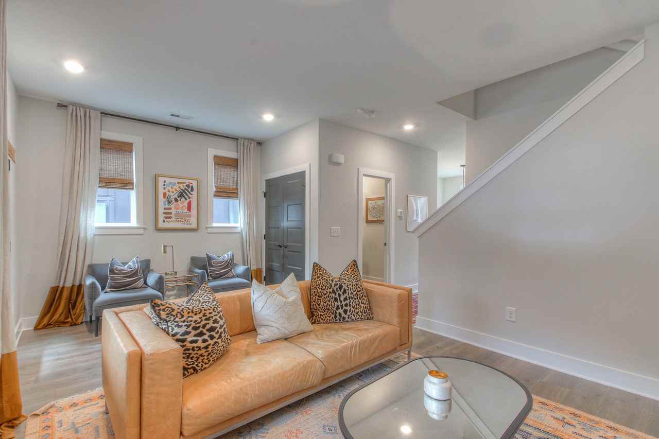 801 Cherokee Ave #1 - Photo 7 of 33