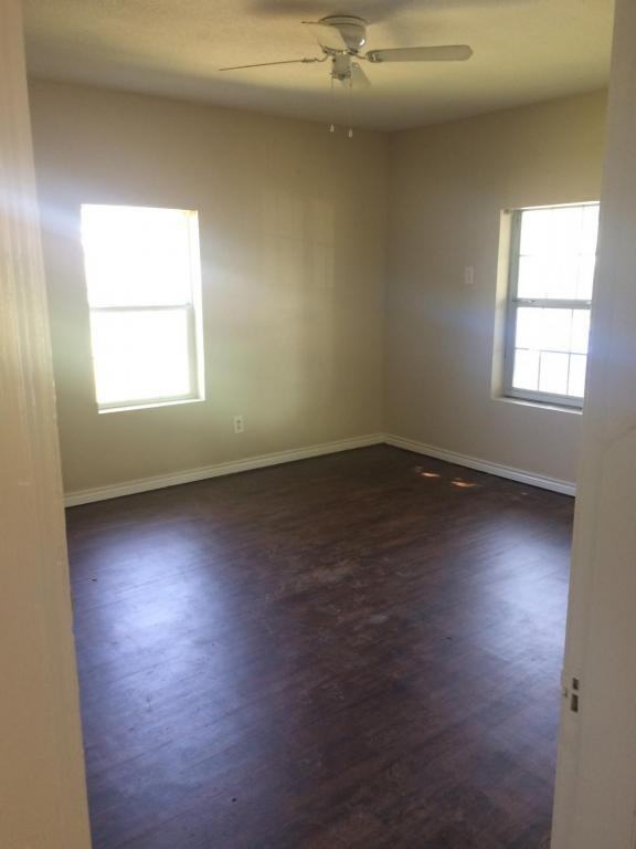 1508 1508 24th St Lubbock TX 79411 - Photo 2 of 5