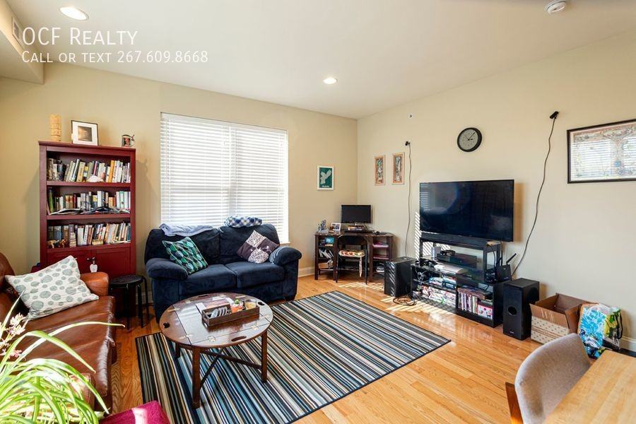 1242 S 17th St #3rdFL1242A - Photo 3 of 19