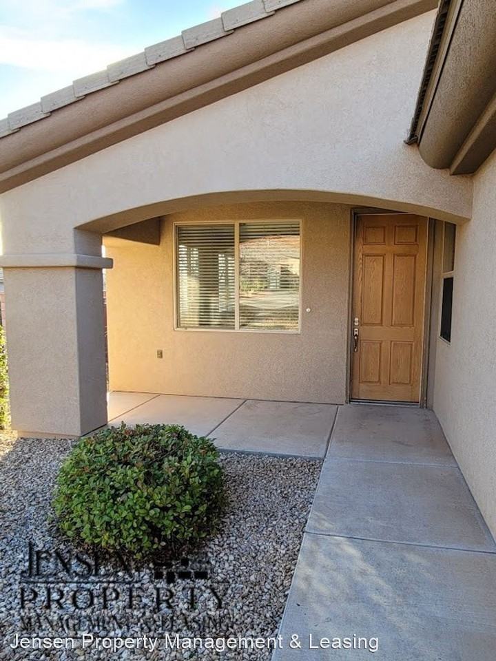 3322 E Hidden Springs Dr - Photo 2 of 41