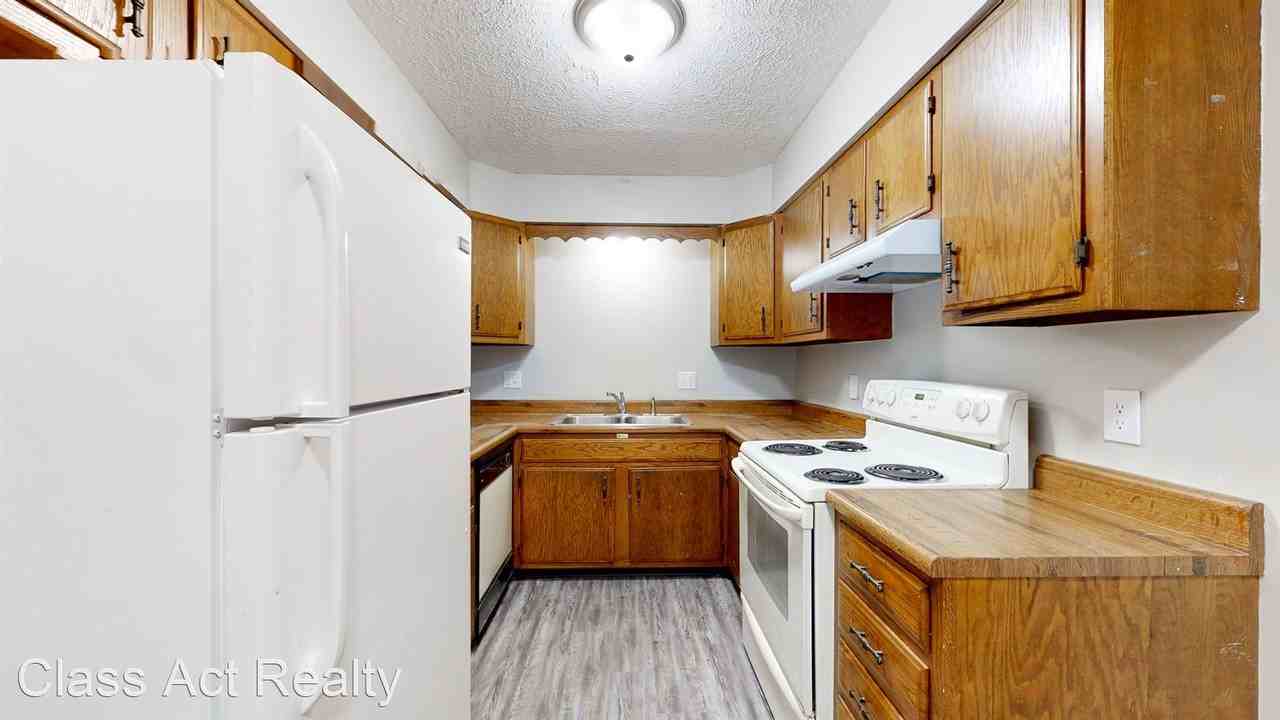 1710 Rockingham Apartments in Normal, IL 61761 Zumper