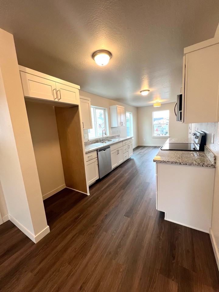 221 Dano Dr #0 - Photo 2 of 24