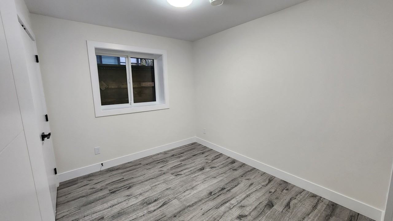 36750 Carl Creek Crescent - Photo 6 of 11