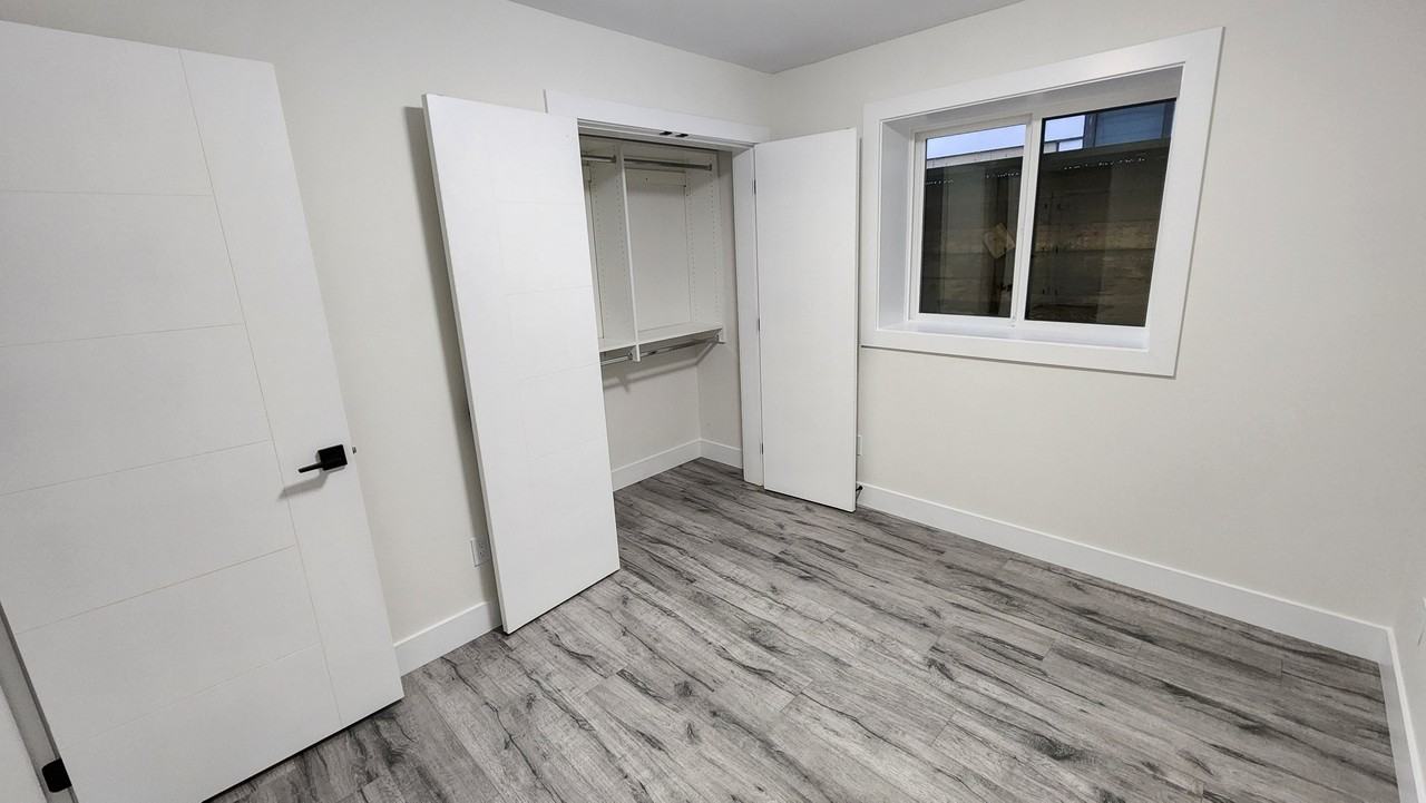 36750 Carl Creek Crescent - Photo 7 of 11