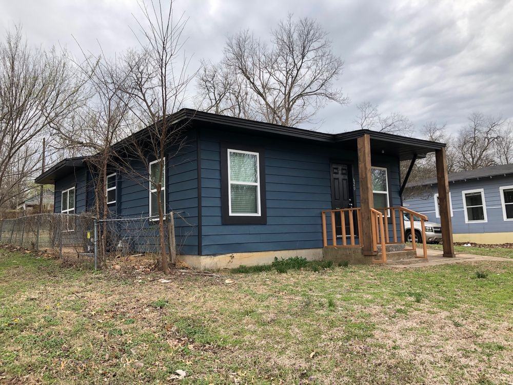 620 E Gandy St - Photo 3 of 35