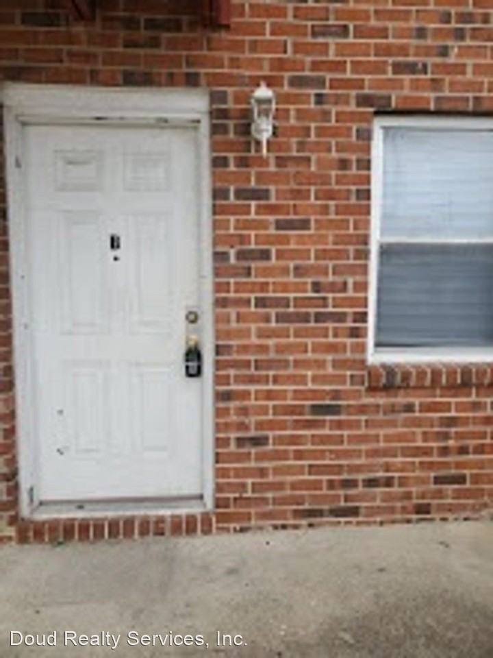 3322 Illinois Ave - Photo 2 of 12