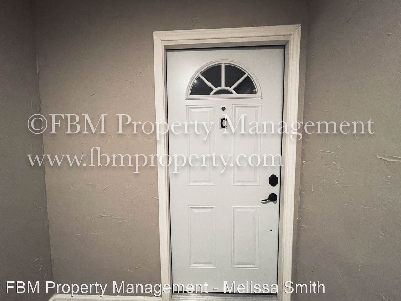 111 E Collin - Photo 3 of 12