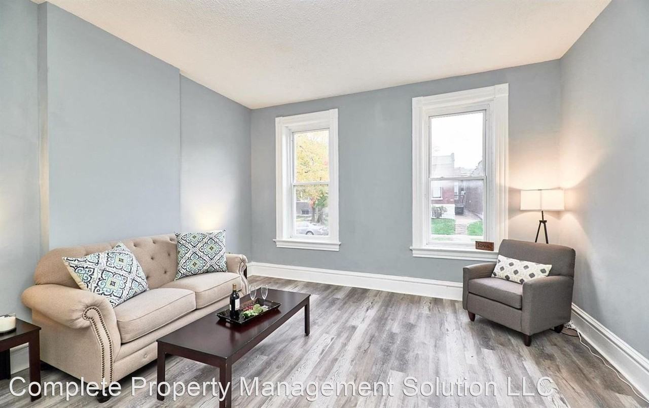 2939 Michigan Ave - Photo 3 of 22