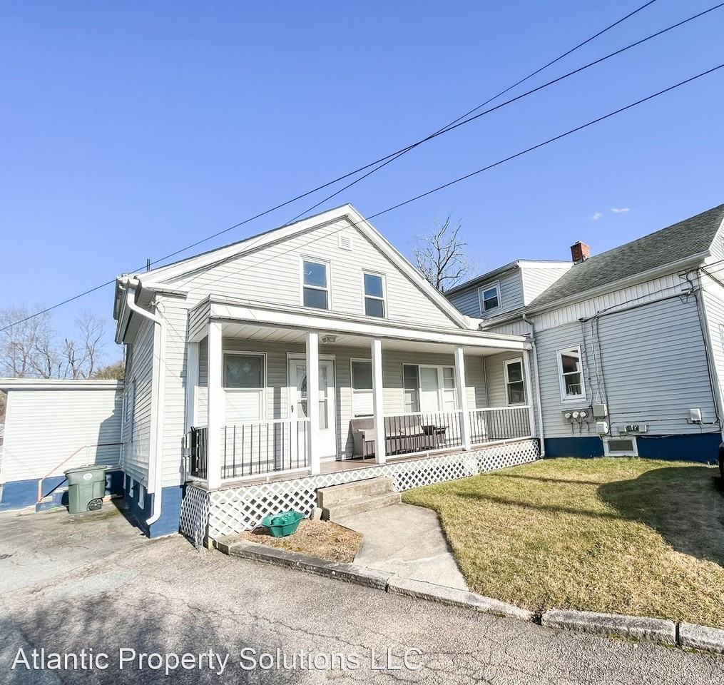 535 Washington St Apartments in Coventry, RI 02816 Zumper