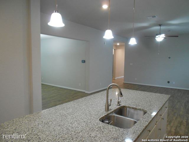 9729 Novacek Blvd - Photo 3 of 10