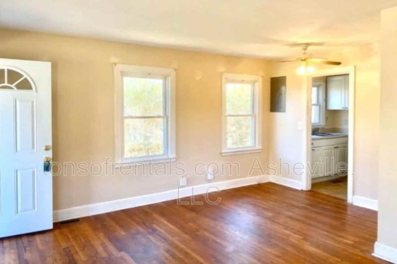 30 Jeffress Ave - Photo 2 of 10