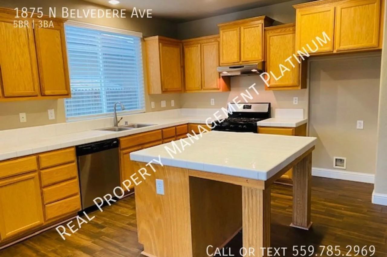1875 N Belvedere Ave - Photo 3 of 23