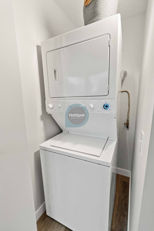 400 E South Water St - Photo 4 of 15