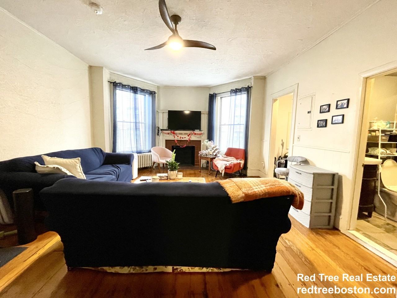 914 Beacon St #2 - Photo 2 of 22