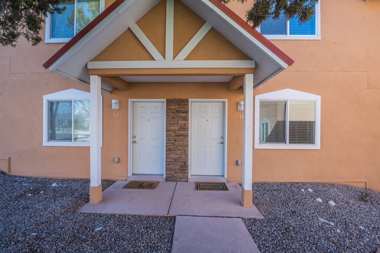 501 Girard Blvd Se - Photo 4 of 50