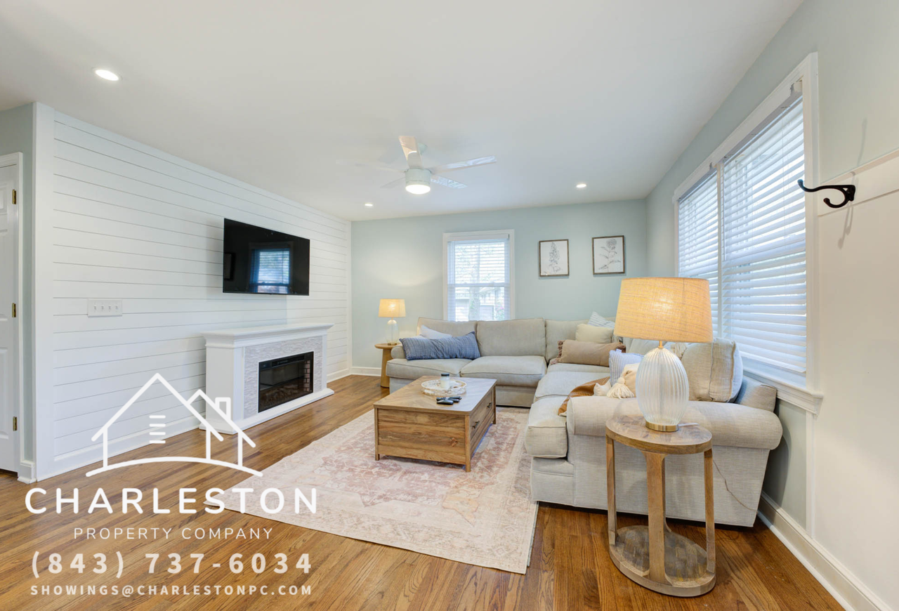 1047 Kipling Rd - Photo 3 of 31