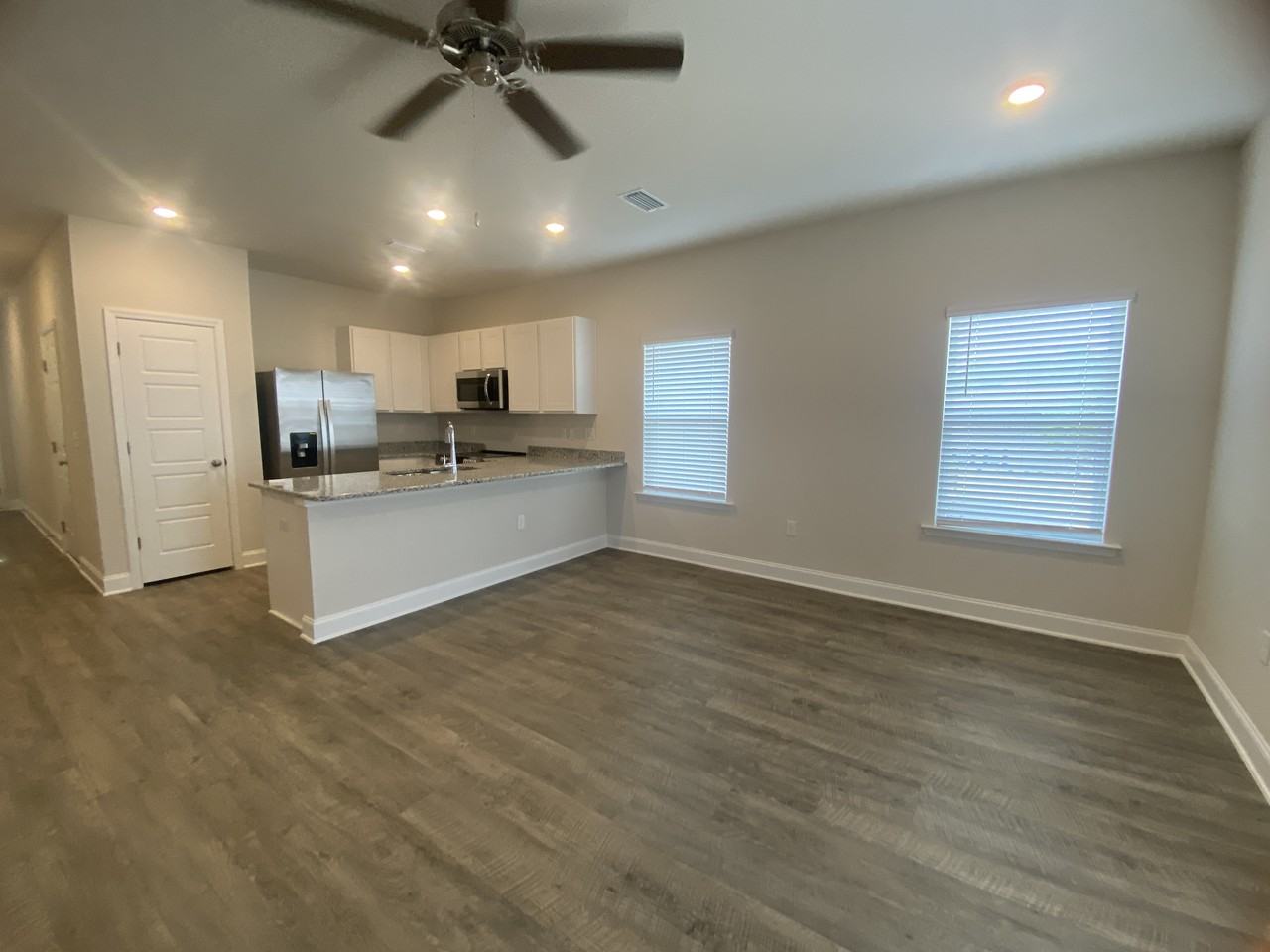 6681 Spaniel Dr - Photo 3 of 13