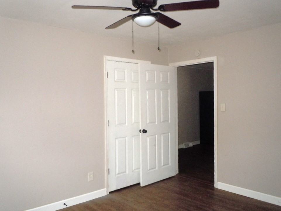 312 South Fillmore Street #B - Photo 7 of 10