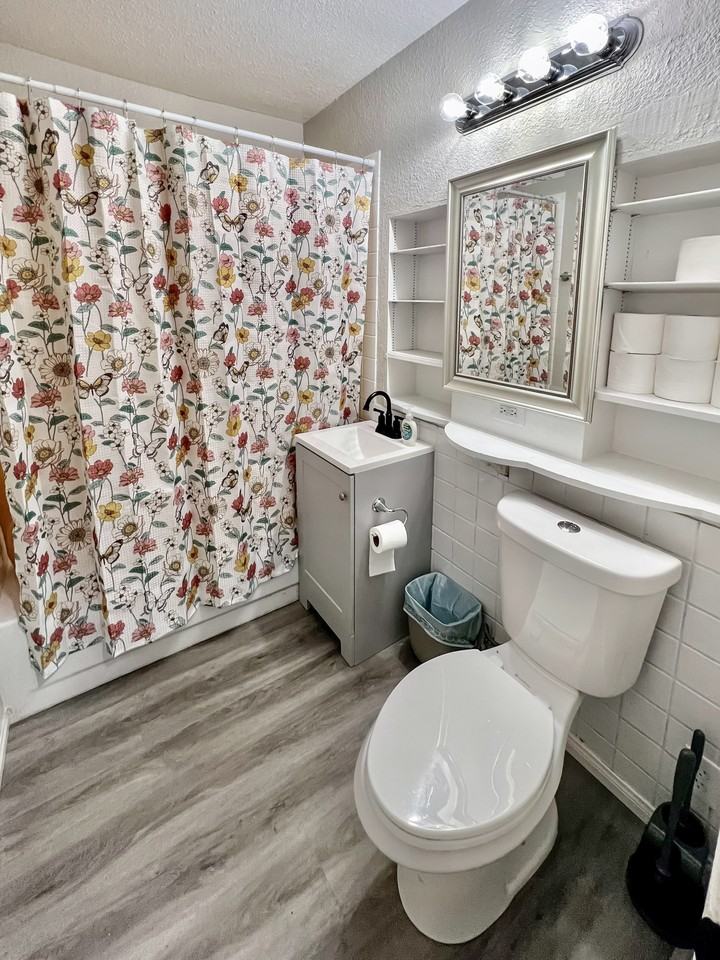 Baker Ave - Photo 2 of 9