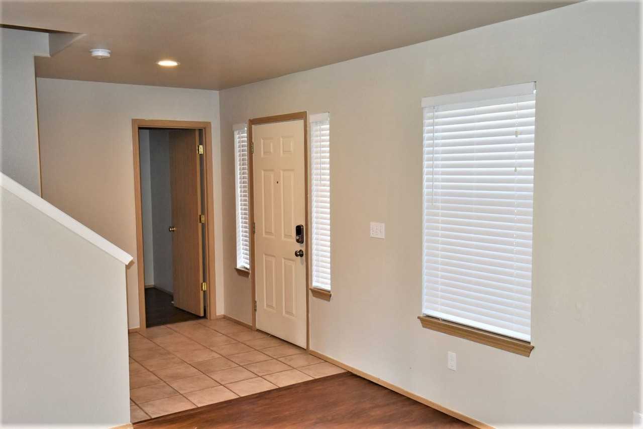 8104 Carlisle Pl - Photo 2 of 14