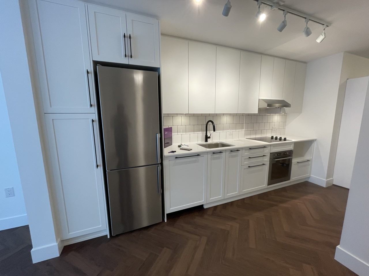 9228 Slopes Mews #302 - Photo 2 of 16