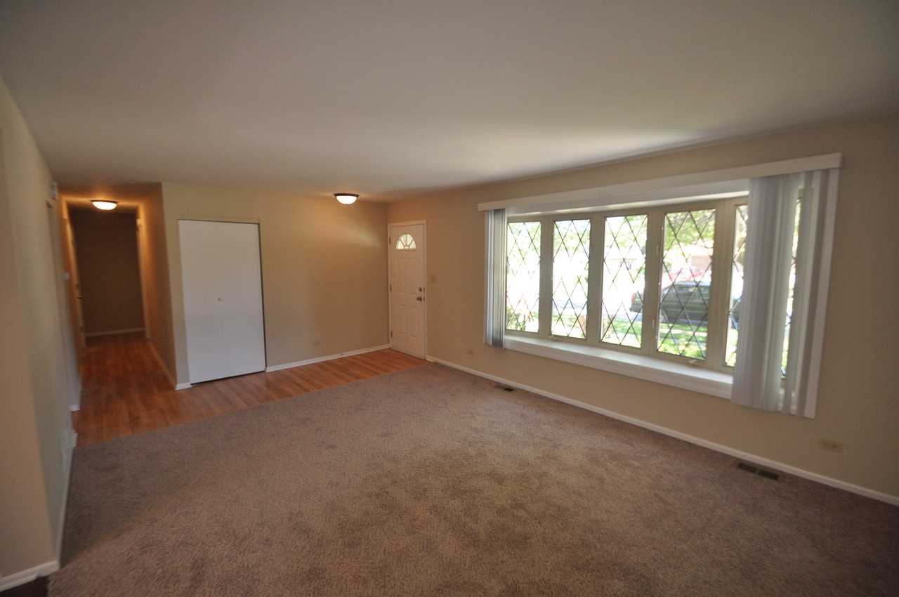 16906 Cherry Creek Ave - Photo 2 of 16