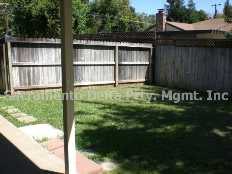 4100 Arden Way - Photo 2 of 18