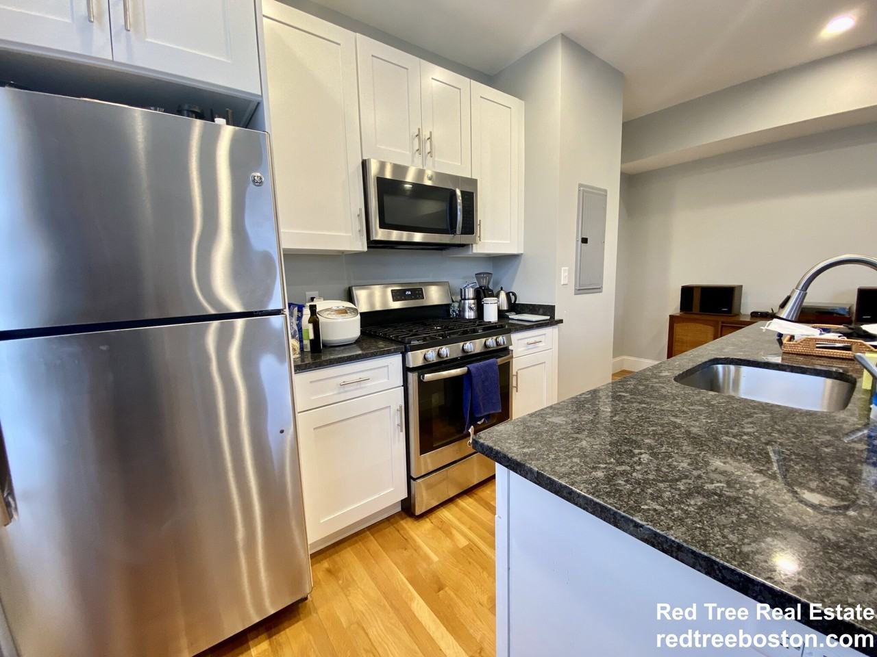 405 S Huntington Ave #2L - Photo 5 of 19