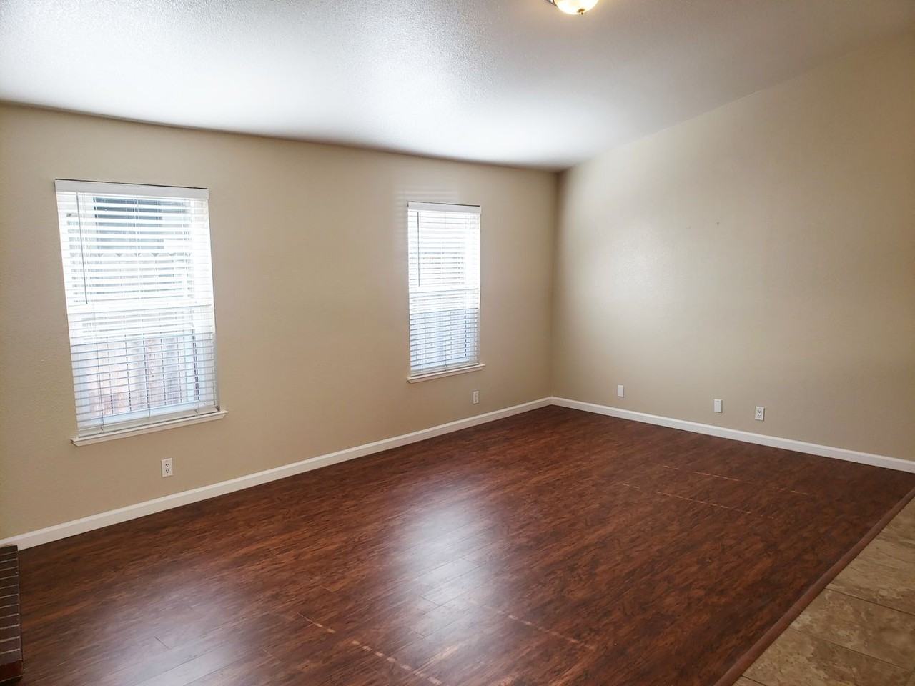 1324 Puebla Way - Photo 3 of 13