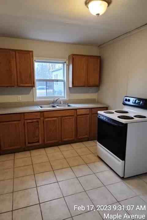 161 Maple Avenue - Photo 2 of 9